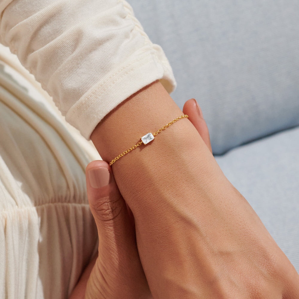 A Little 'Love From Your Little Ones, Love You Lots Mom' Bracelet in Gold-Tone Plating
