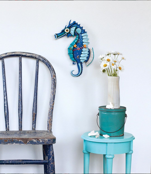 Salty Seahorse Pendulum Clock