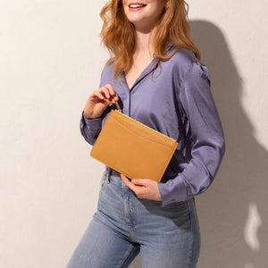 Cara Pouch | Dark Amber